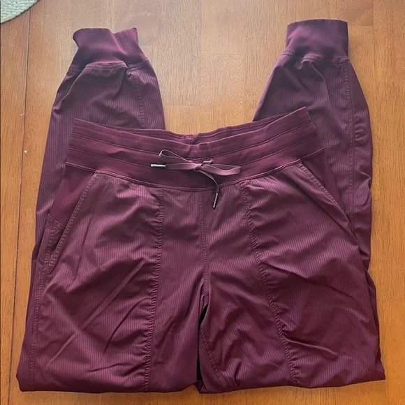 Lululemon Dance Studio Maroon Joggers 8 - Picture 7 of 14